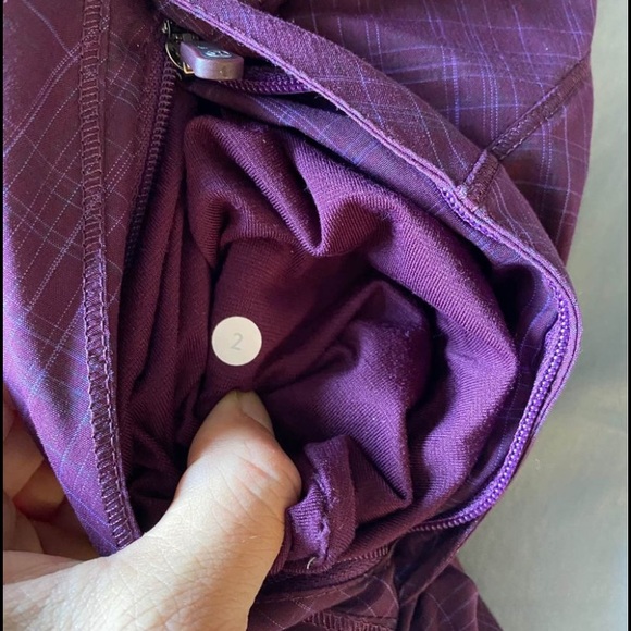 *rare* lululemon hustle jacket in purple plaid - Picture 8 of 10